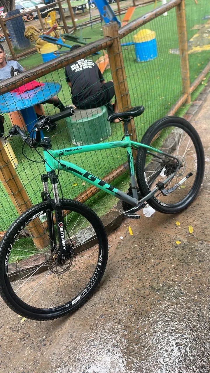 Bicicleta GTI - Ótimo Estado