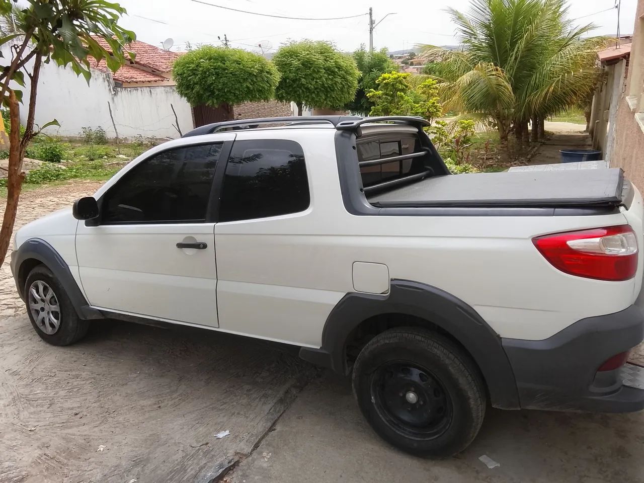 Fiat Strada Working Hard 1.4 Fire Flex 8V CD 2018 - Foto 2