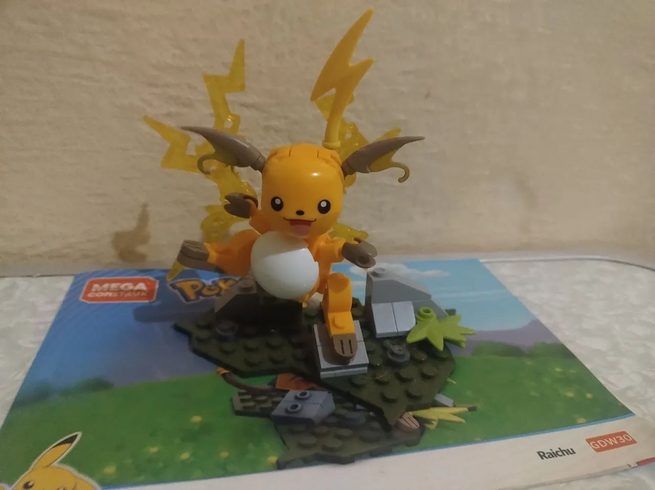Pokemon Mega Construx Raichu tipo lego