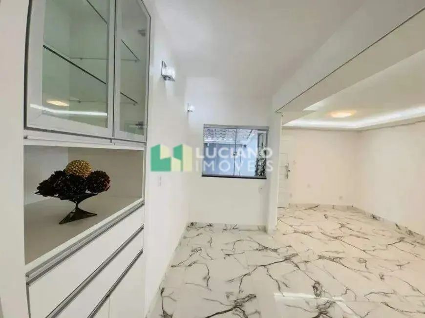 Casa Linear à Venda  3 Quartos  2 Suítes  Lote de 360 m²  Rio Branco - Foto 5