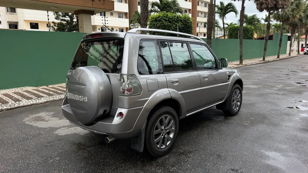 Mitsubishi Pajero Pajero TR4 2.0/ 2.0 Flex 16V 4x4 Aut. 2012