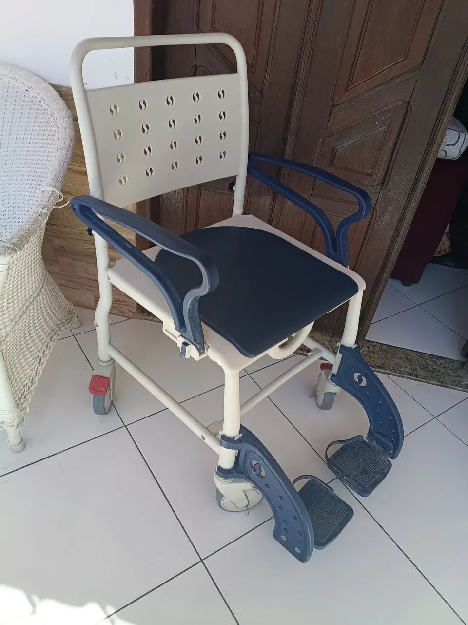 Cadeira de banho! - Foto 4
