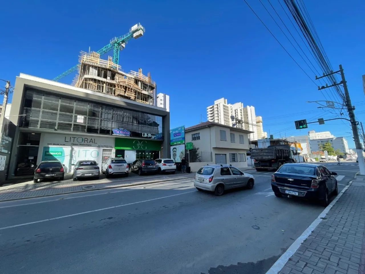 Sala Comercial para Locação no Centro de Balneário Piçarras