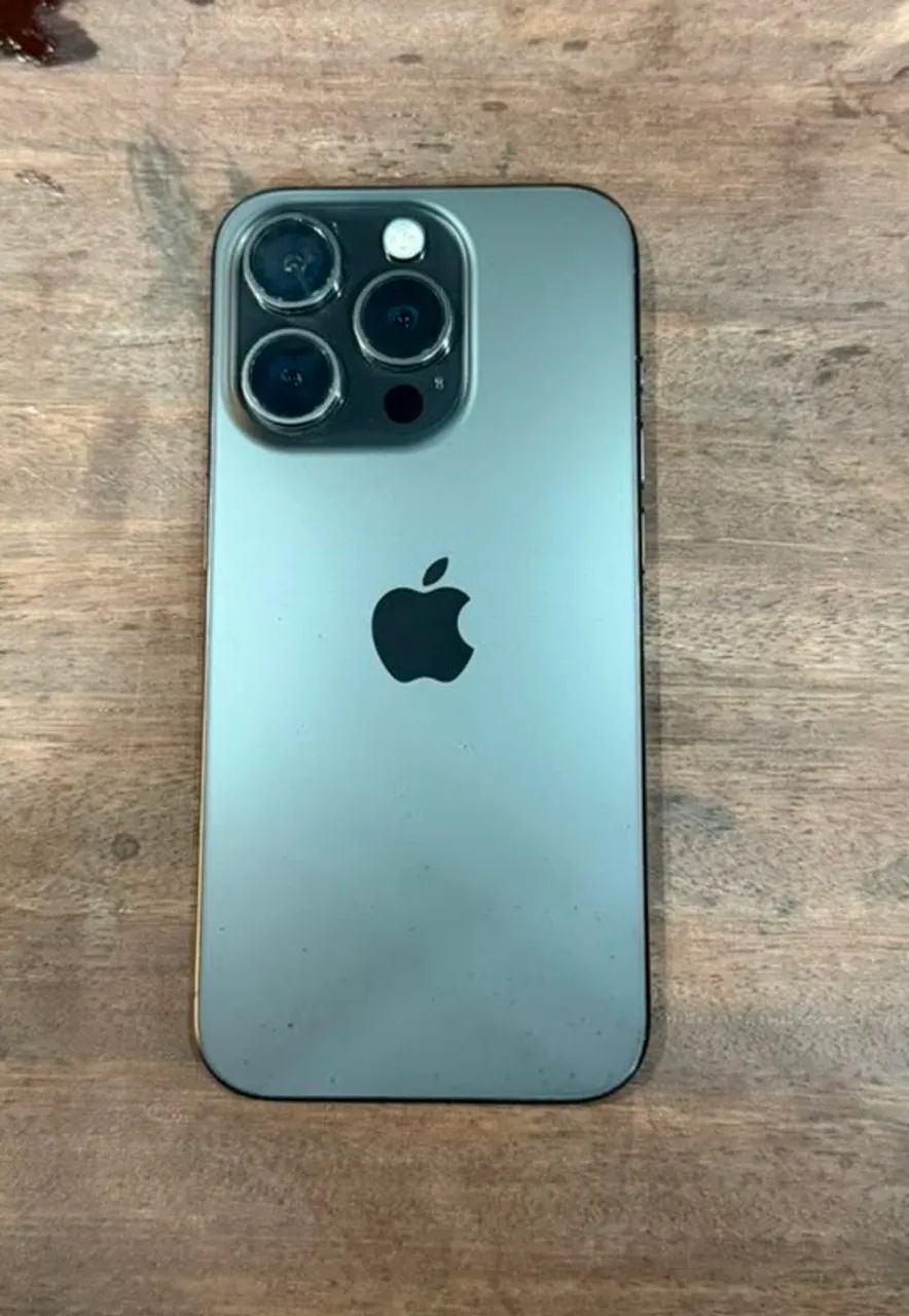 iPhone 15 pro  - Foto 2