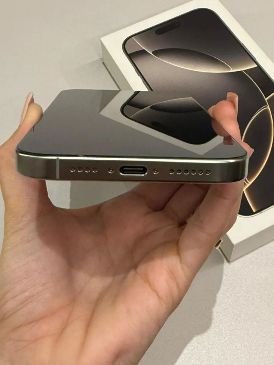 iPhone 16 Pro Max - 256GB - Foto 3