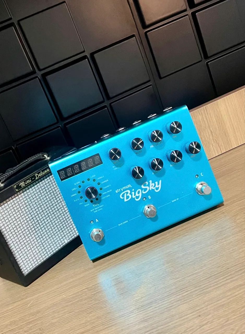 Pedal Reverb Strymon Bigsky 