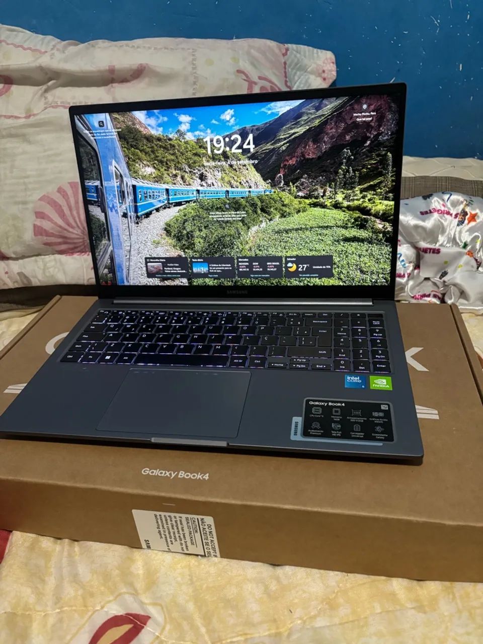Notebook Samsung BOOK 4 - Foto 2