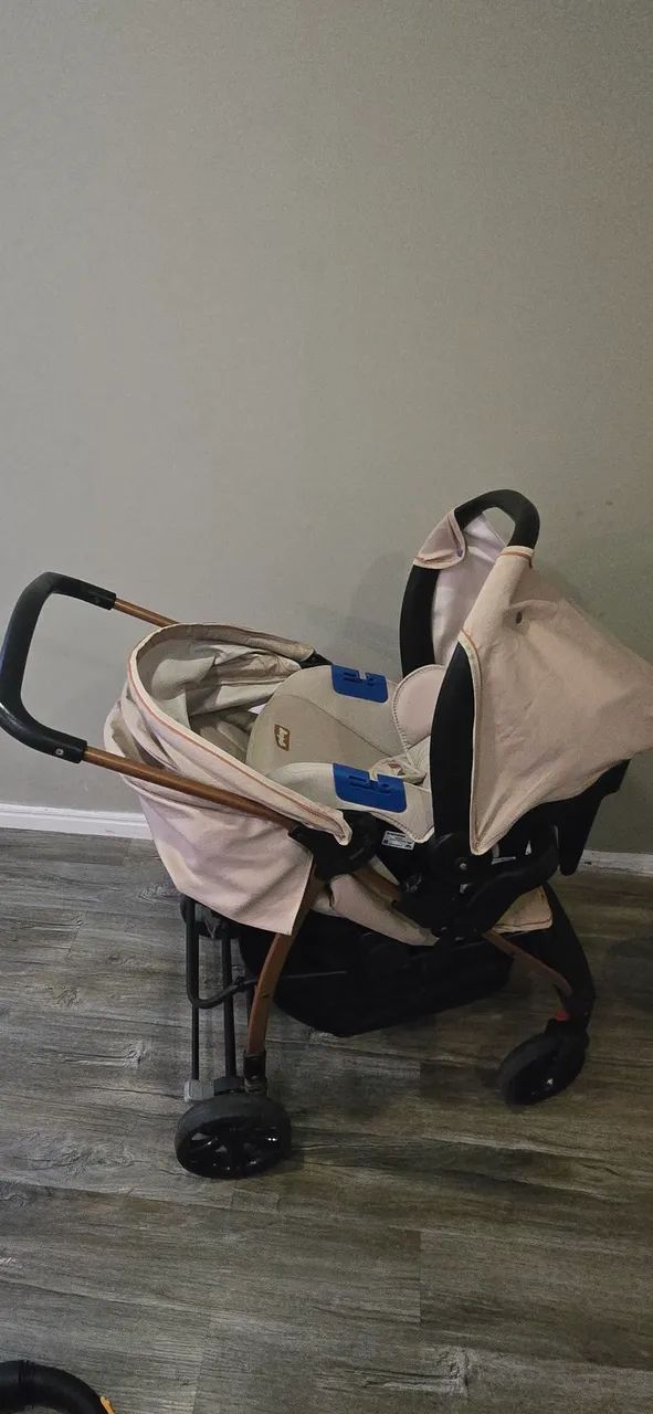 Carrinho de bebê com bebê conforto-Burigotto  - Foto 2
