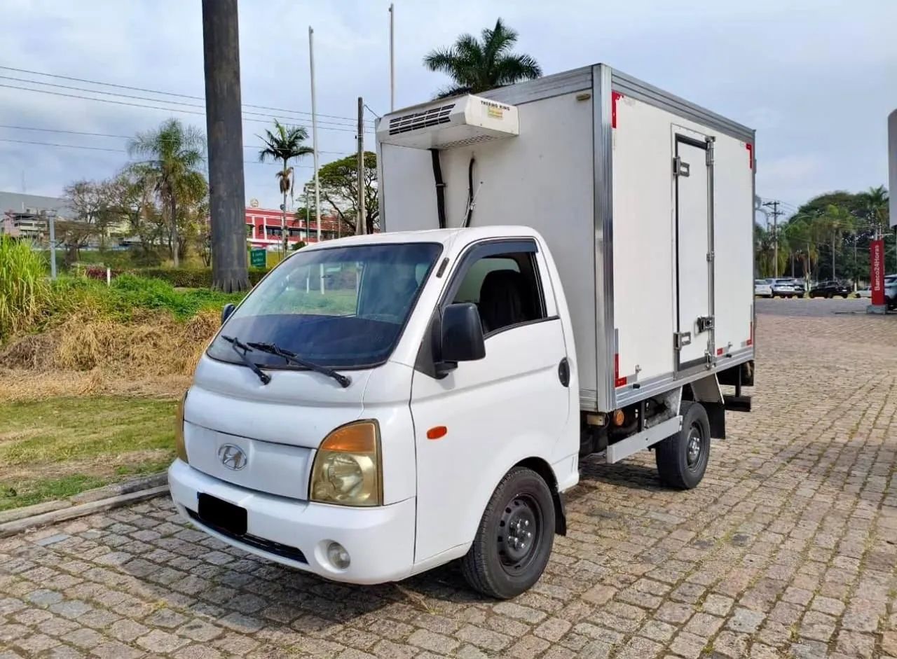 HR BAU BAÚ REFRIGERADO 2012
