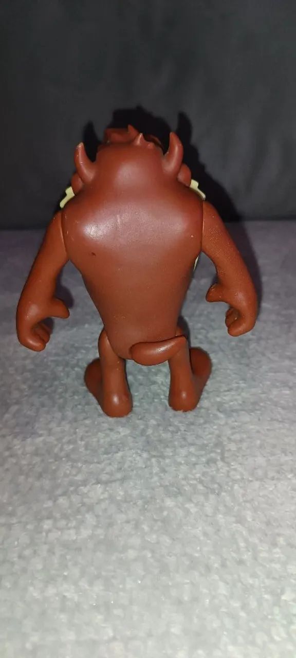 Taz - Looney Tunes Fandom Box - Foto 2