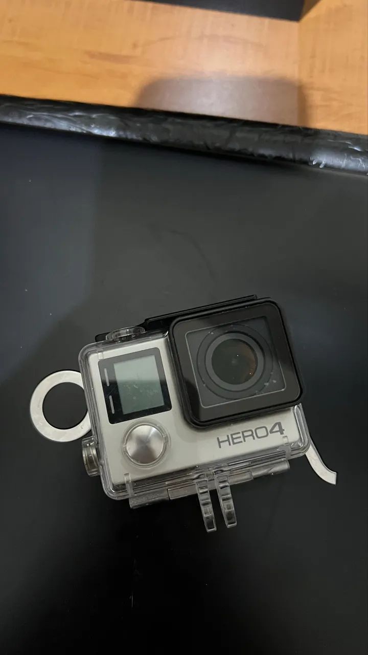 GoPro Hero 4 Silver (na caixa excelente estado) - Câmeras e