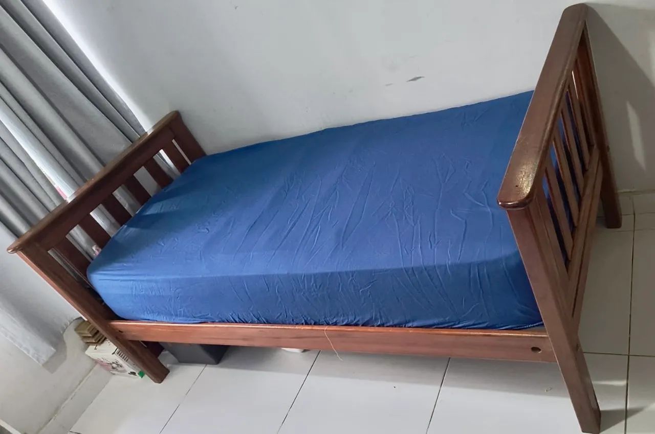     DESAPEGO: CAMA SOLTEIRO MADEIRA MACIÇA + COLCHÃO - Foto 5