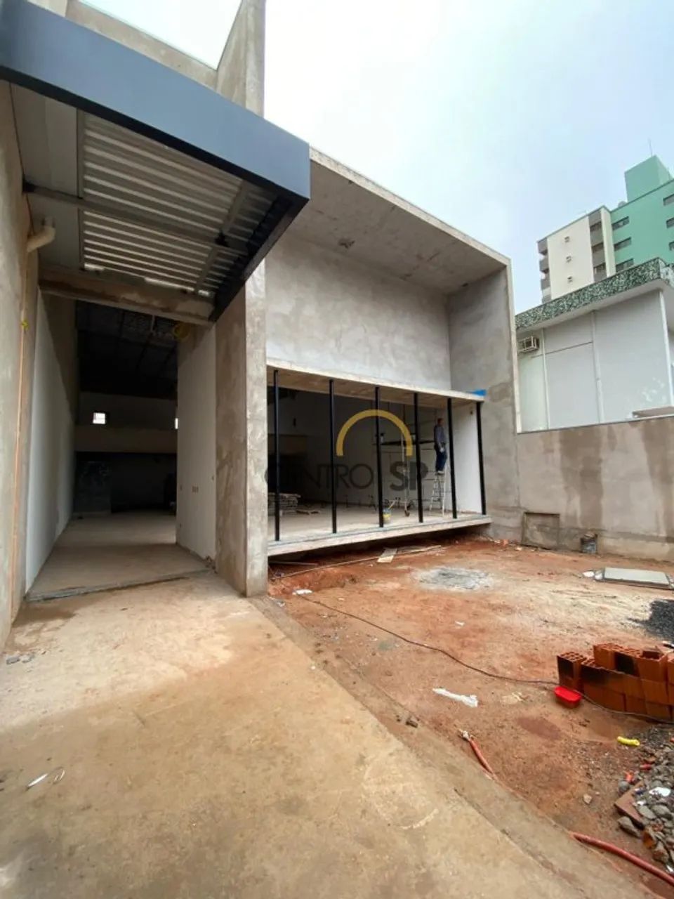 Loja nova no Altos da Cidade, com 331 m² + 6 vagas - LOCAÇÃO - Foto 2