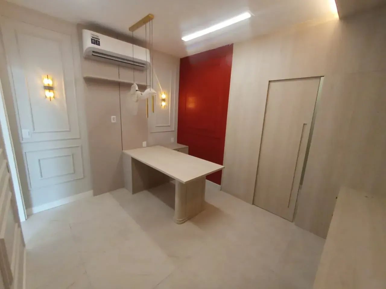 SALA COMERCIAL MOBILIADA PARA ALUGAR  PARQUE 10!