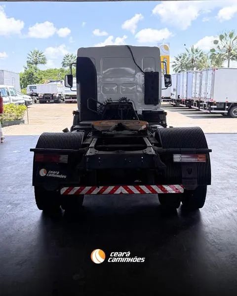 VOLVO VM 310 4X2T 2006 - Foto 5