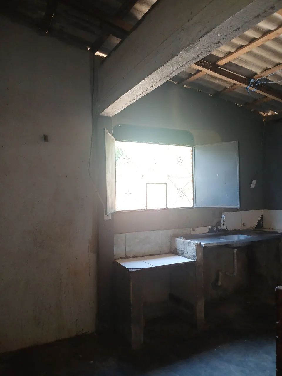 ALUGA-SE UMA CASA - Foto 3