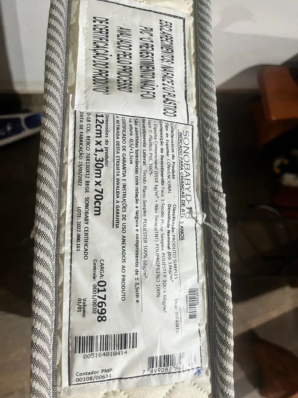 Vende-Se Berço infantil com colchão  - Foto 4