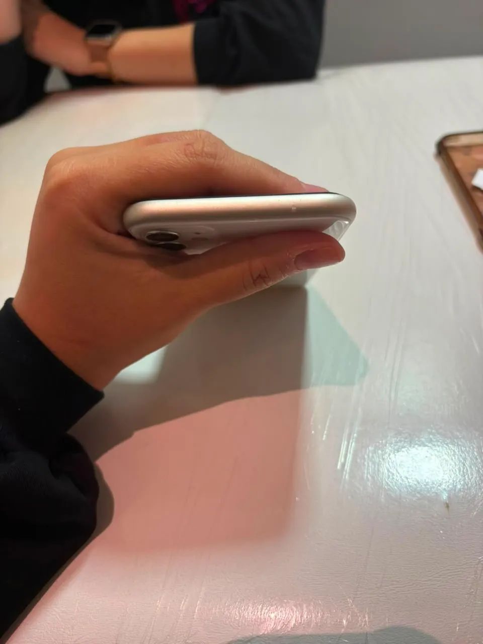IPhone 11 64g - Foto 2