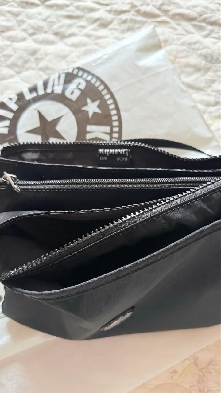Bolsa Kipling muito nova de coleção  - Foto 2