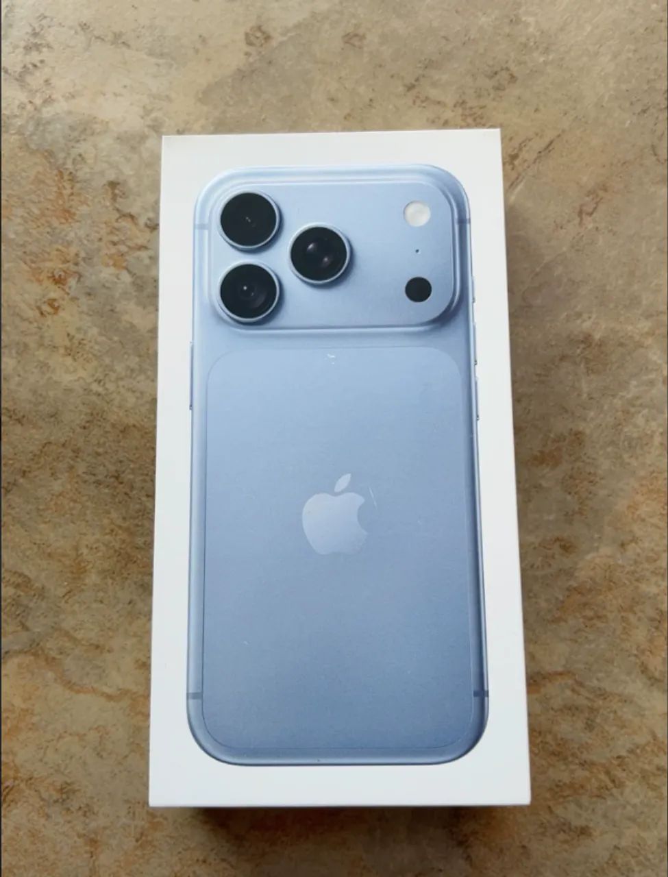 IPHONE 18 PRO 256GB Glacier - LACRADO a pronta entrega 