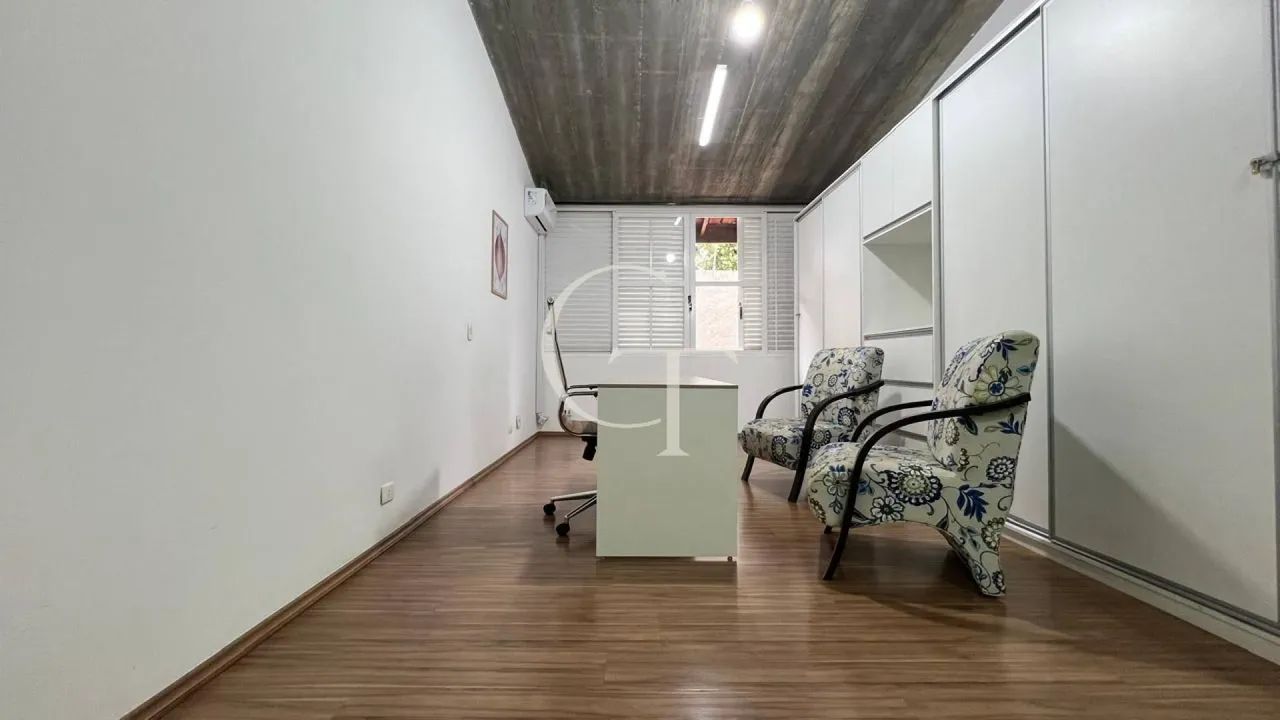 Sala mobiliada para área da saúde no Bairro Brasil  pronta para atender com excelência