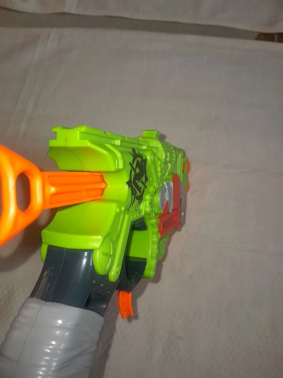 NERF ZUMBIE STRIKE E ARCO BOW E ARROW - Foto 5