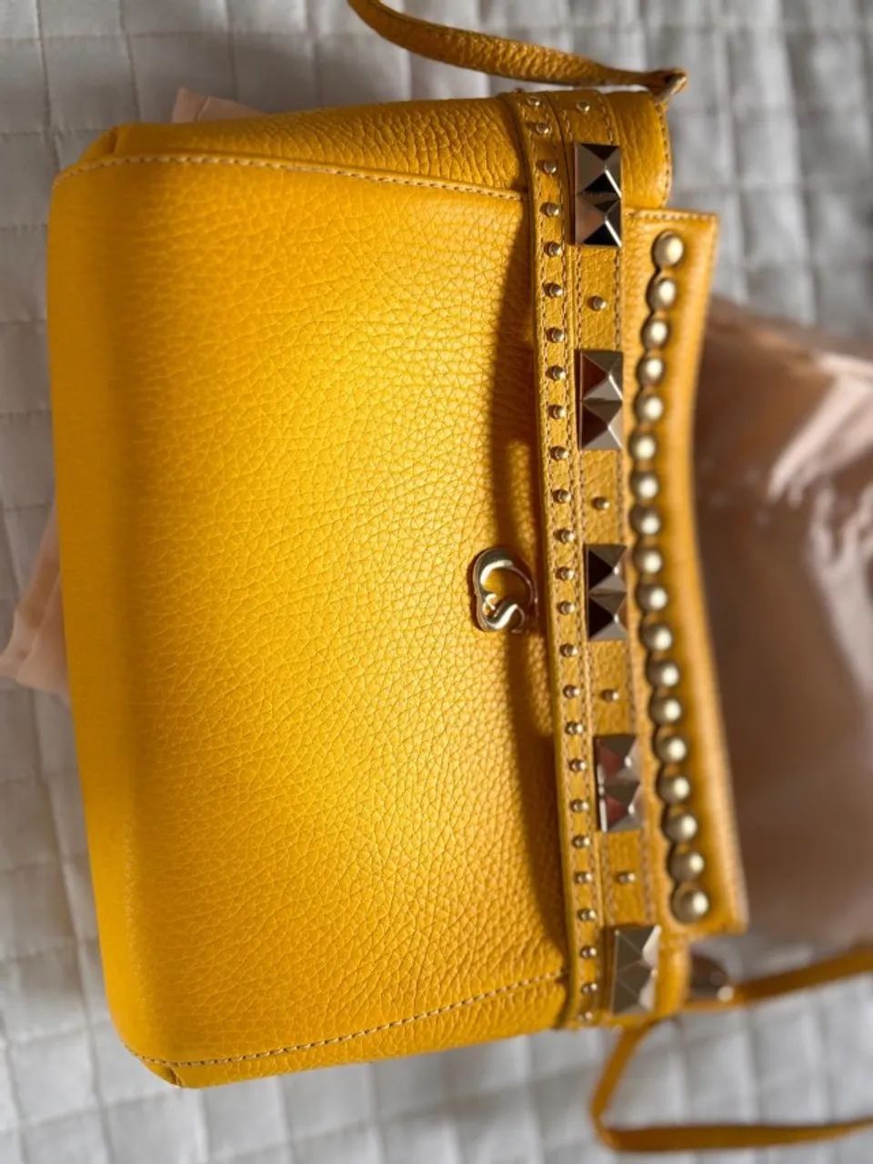 Bolsa Carmen Stefens em couro 