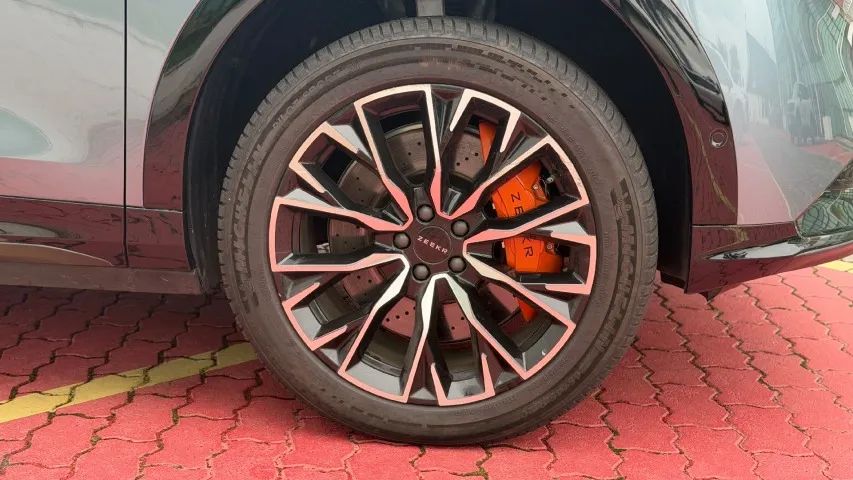 Zeekr 7X Flagship AWD, foto 8 de 15