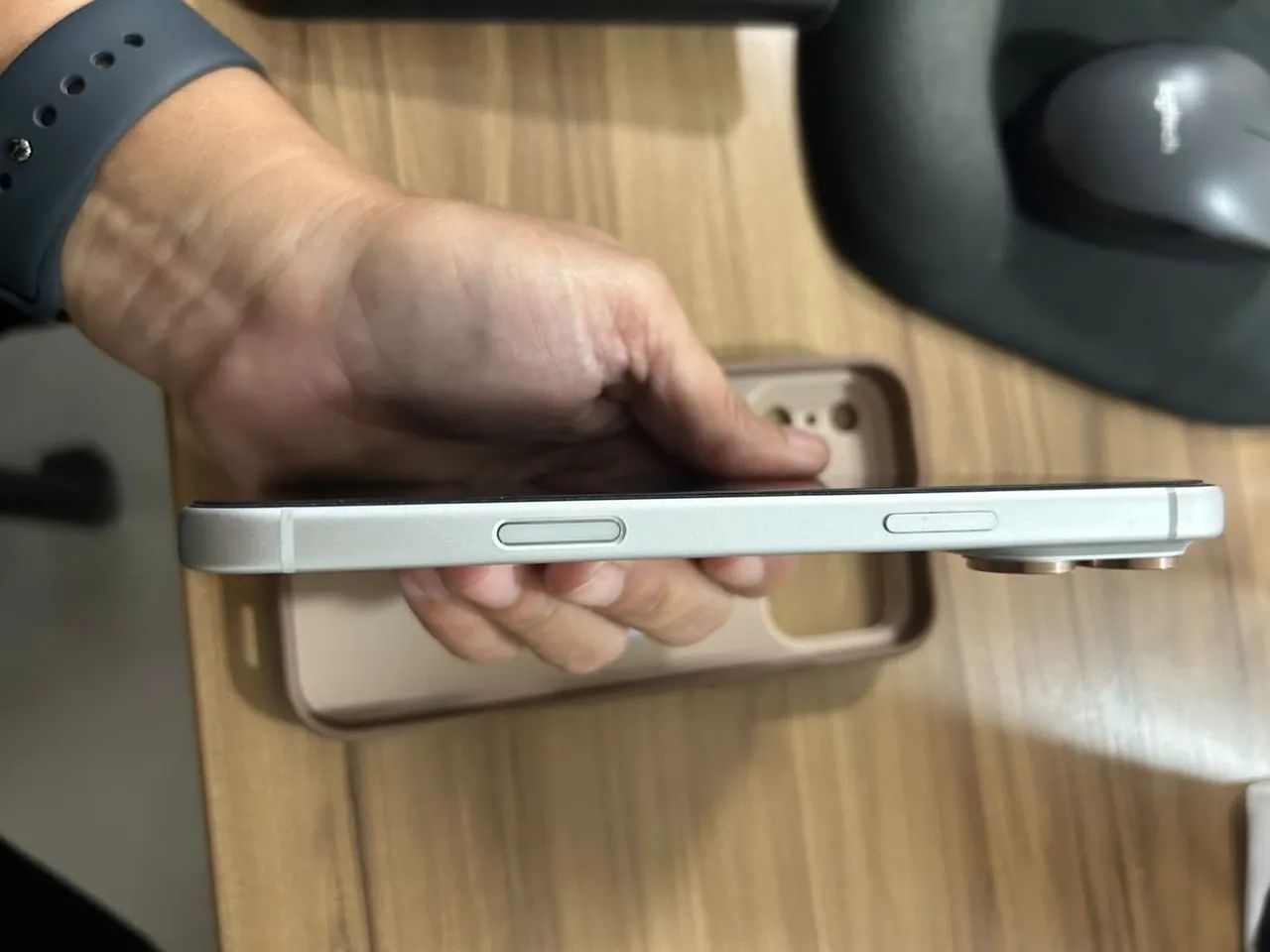 Vende-se iPhone 17 pro Max  - Foto 2