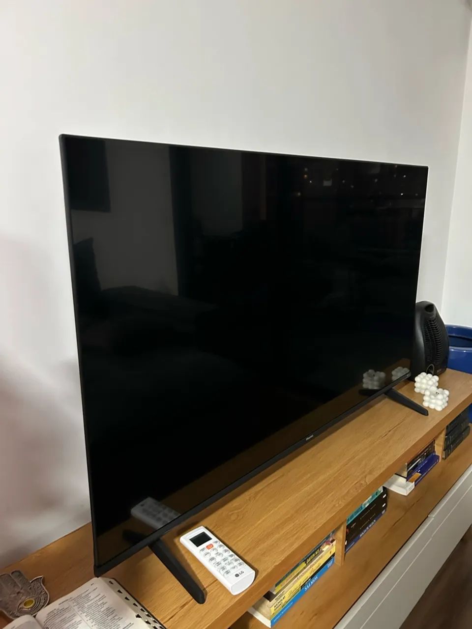 Hisense Smart TV UHD 4K QLED 50" Polegadas 50Q6N Google TV com HDR10+, Dolby Atmos - Foto 3