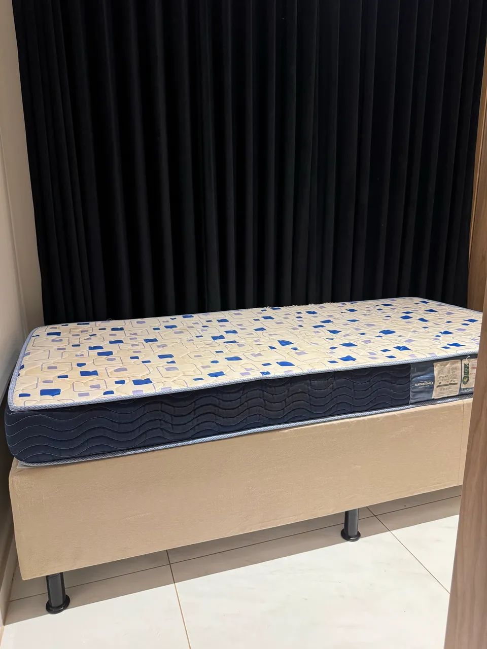 Cama solteiro 