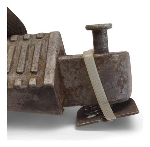 Pedaleira Traseira Esquerda Dafra Zig Plus 2012 - Foto 3