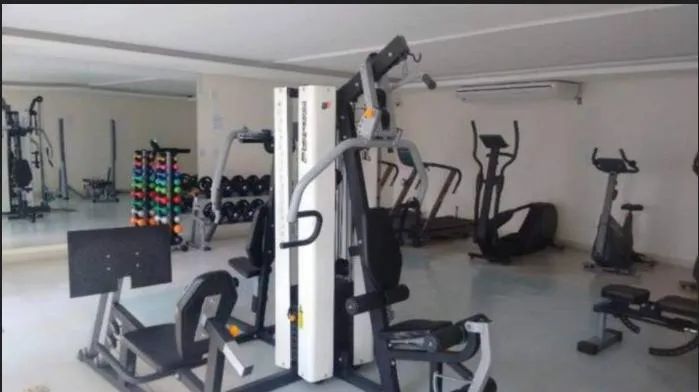 Apartamento MOBILIADO de 2 quartos com suíte, varanda e vaga - Centro - Itaboraí/RJ - Foto 4