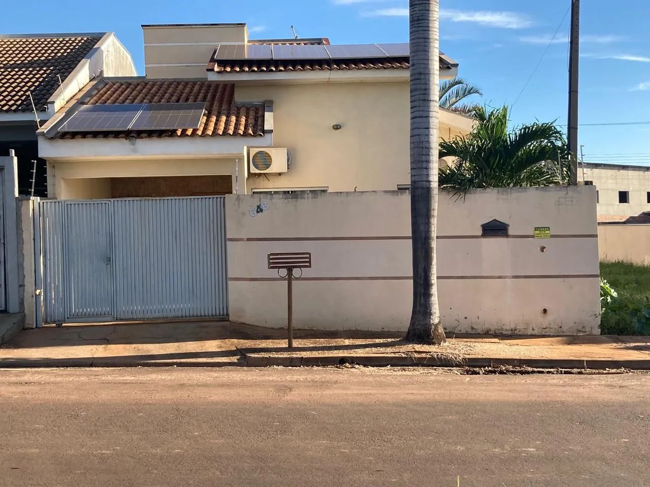 CASA À VENDA EM PANORAMA/SP