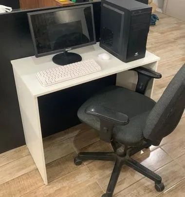 Mesa de estudos em mdf 