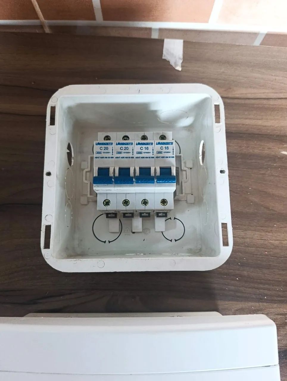 Quadro de distribuição embutir  - Foto 6