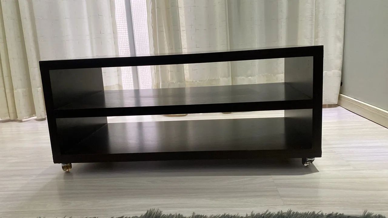 Mesa de centro e de canto, de madeira 