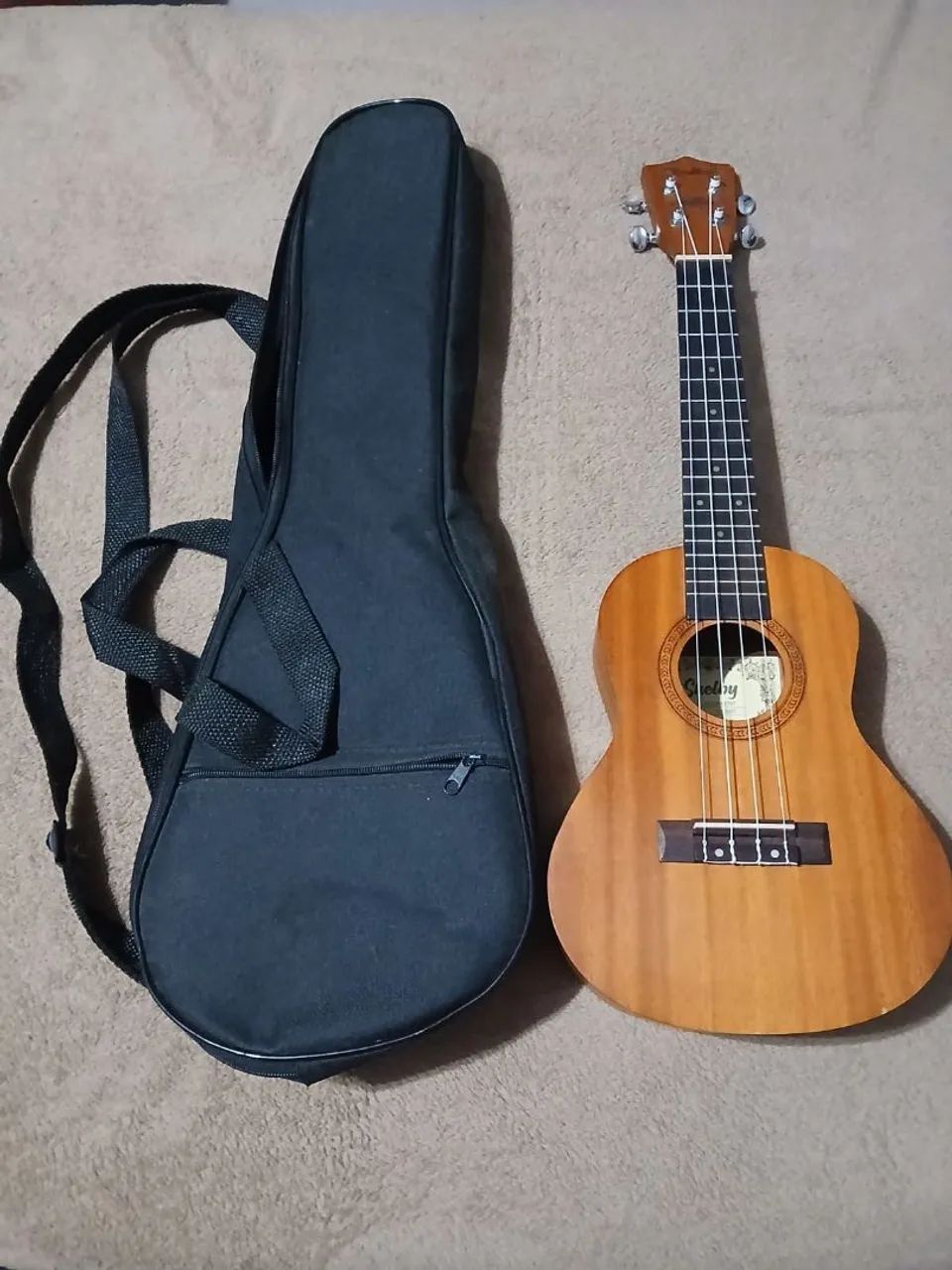 Vendo ukulele Shelby  - Foto 2
