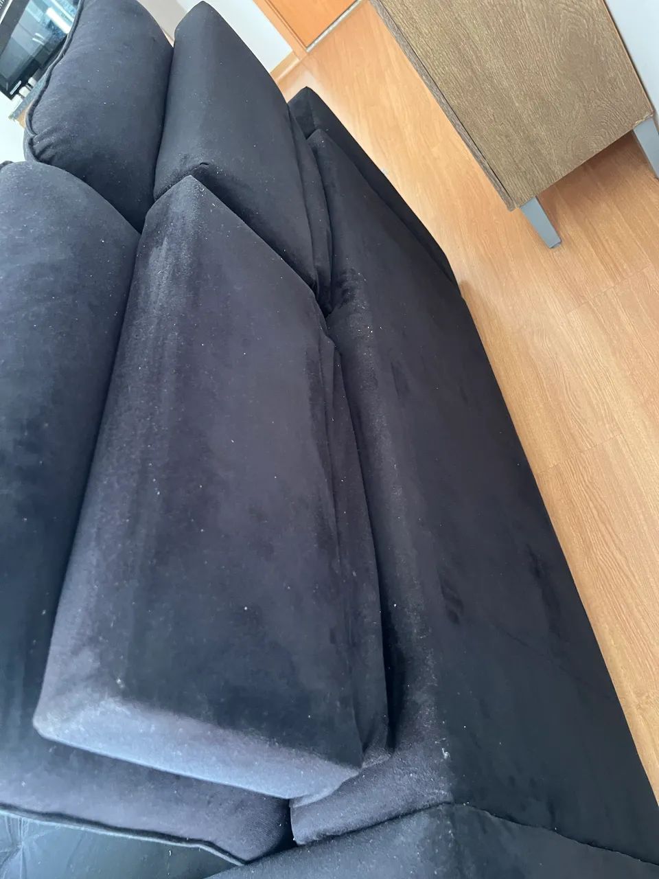 Two-Seater Sofa418478627173836801