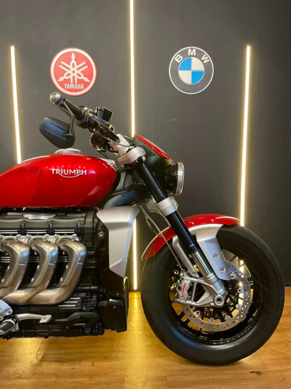 TRIUMPH ROCKET 3 2022 ESTADO DE 0KM - Foto 3