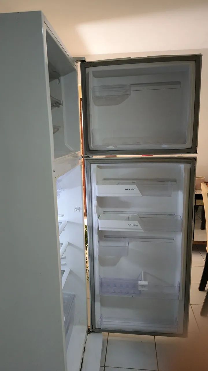 Geladeira 464,aceito negociação. - Foto 2