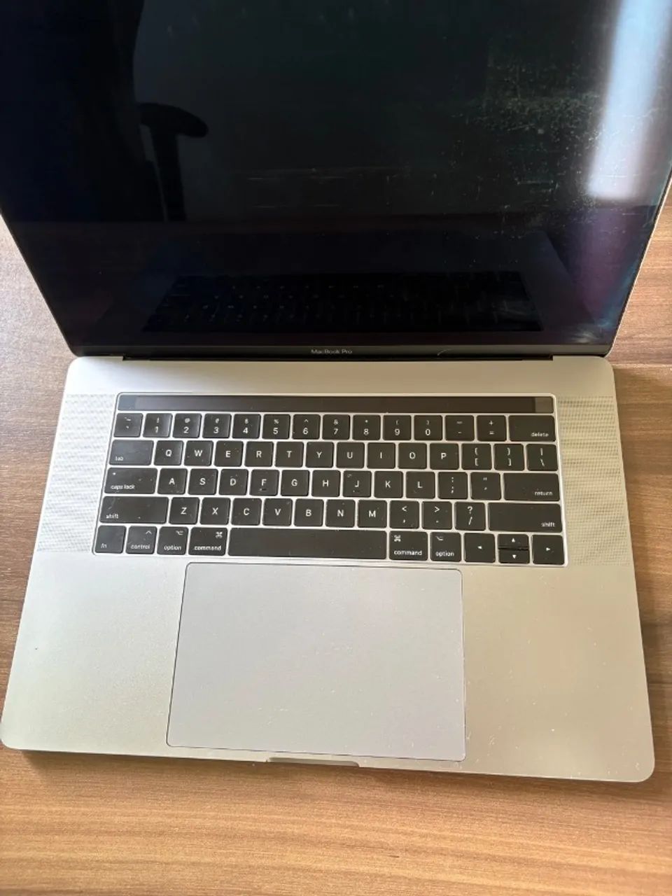 MacBook Pro 15? 2017 - i7 / 16GB - Leia a descrição - Notebooks