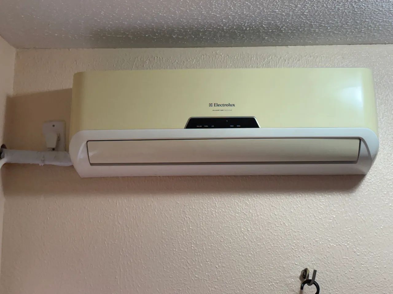 Split eletrolux  inverter 24 btus 