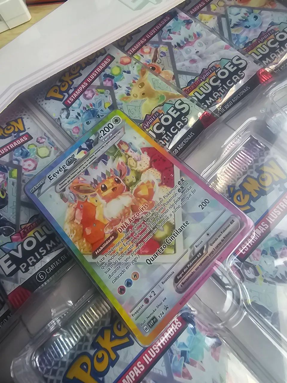 Pokemon Evoluções Prismaticas Box eevee - Foto 3