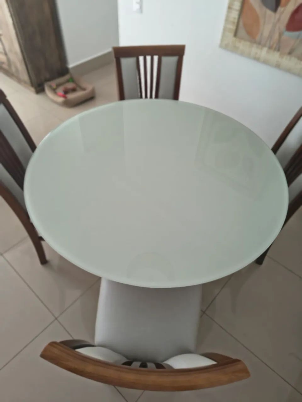 Mesa de Madeira com 4 cadeiras  - Foto 3