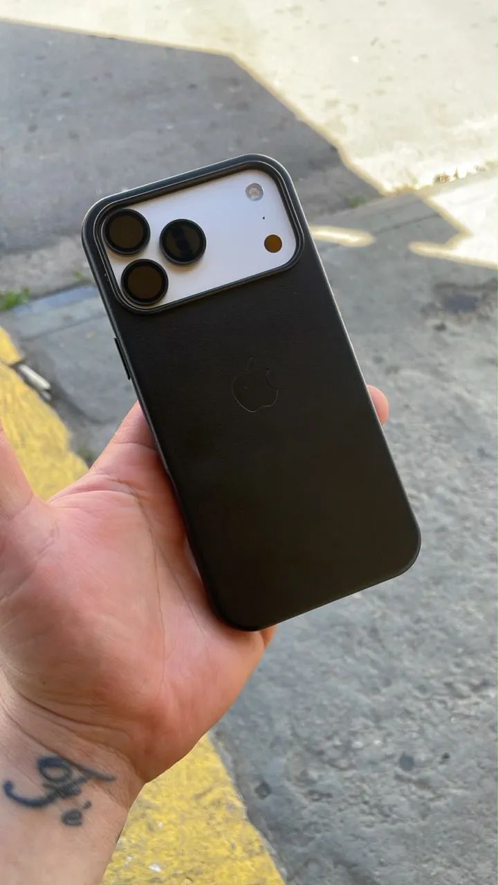 iPhone 17 pro Max  256 oportunidade  - Foto 3