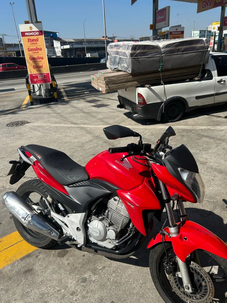 CB300R PERFEITO ESTADO 