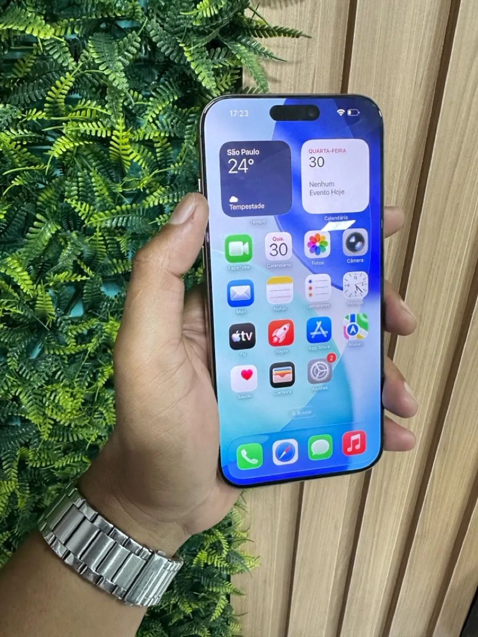 iPhone 16 Pro Max Desert 256GB  - Foto 2