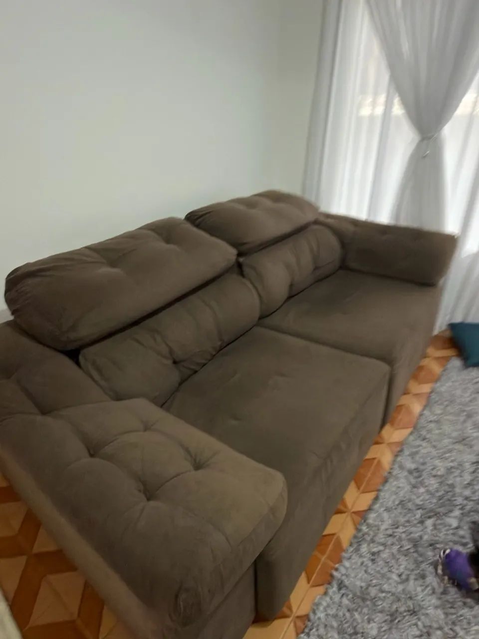 Sofá retrátil de 04 lugares marrom  - Foto 3