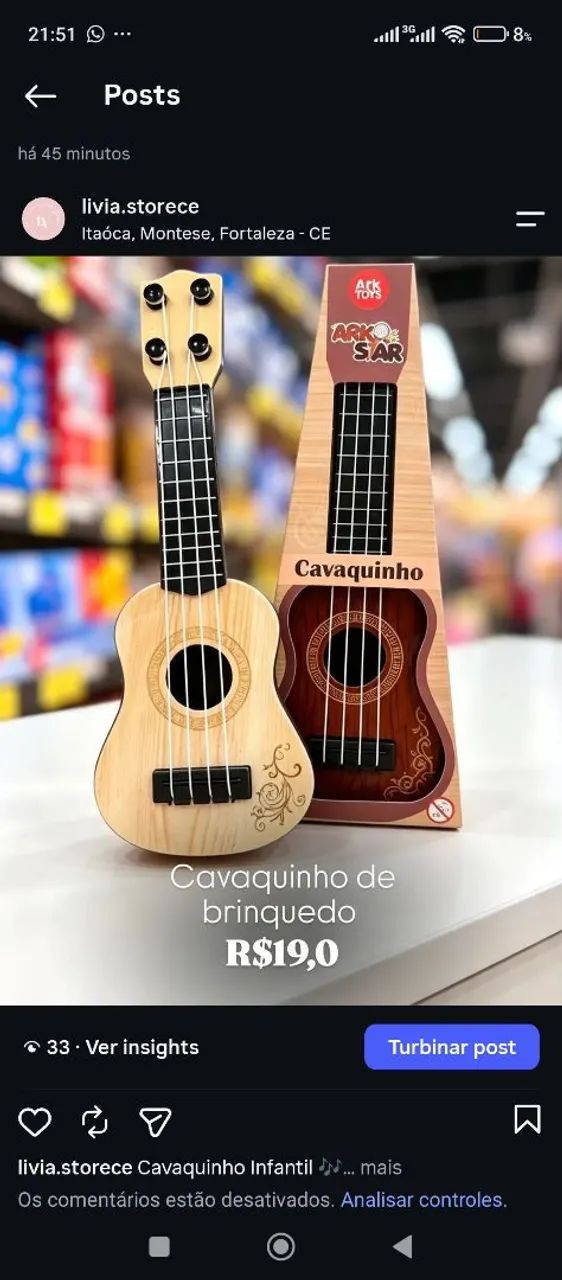 Cavaquinho de brinquedo 